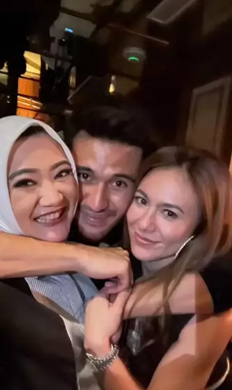 Momen mesra Wulan Guritno dan Sabda Ahessa © Instagram