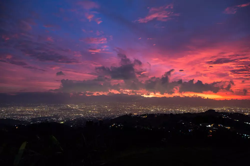 spot wisata malam Bandung © 2022 brilio.net