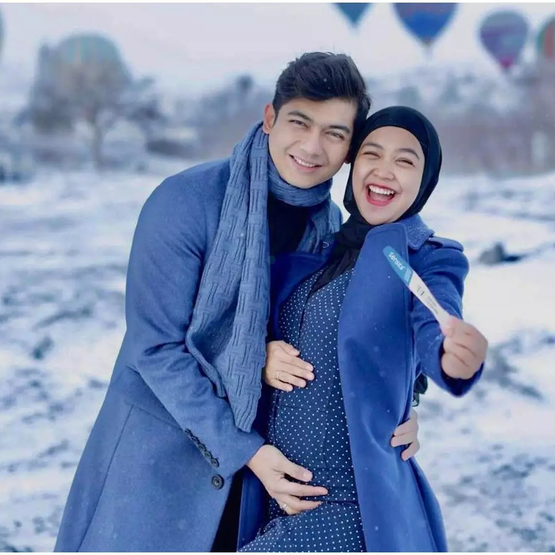 7 Momen Ria Ricis cek kandungan, wajah sang bayi bikin penasaran