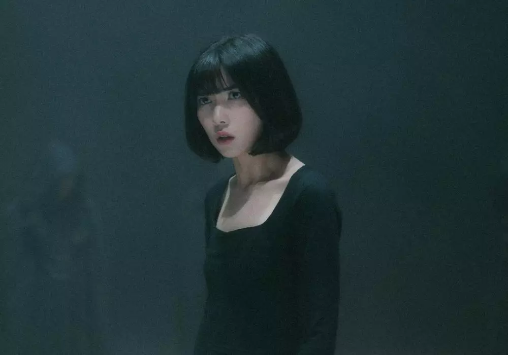 Isyana Sarasvati disebut mirip Park Shin-hye  © Instagram/@isyanasarasvati