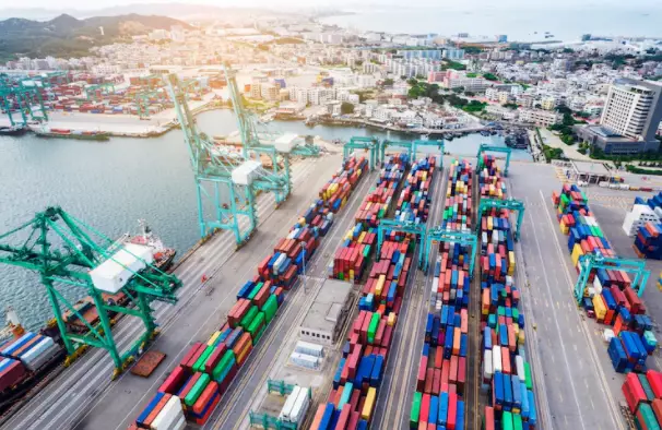 Ekspor adalah perdagangan internasional © 2022 berbagai sumber 