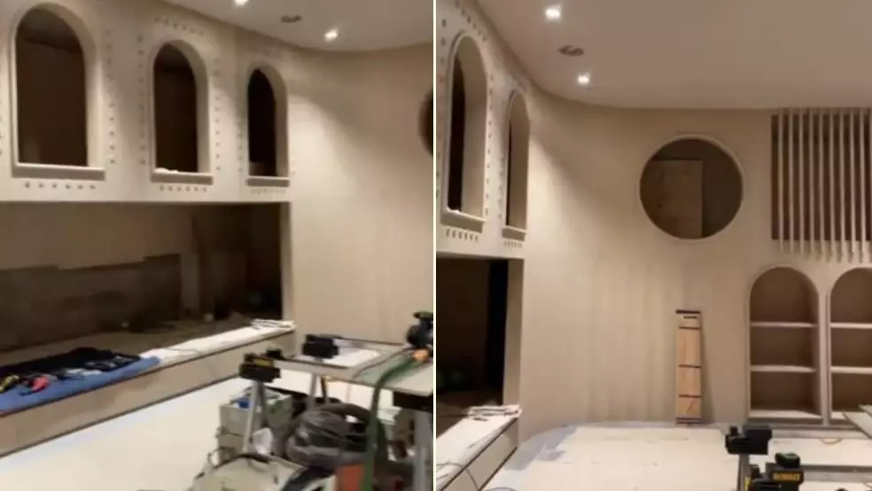 kamar anak kedua Kylie Jenner Berbagai sumber