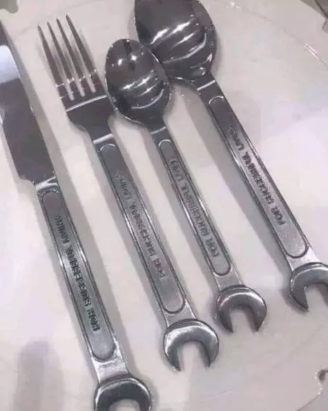 potret bentuk garpu nyeleneh pol © berbagai sumber potret bentuk garpu nyeleneh pol © berbagai sumber