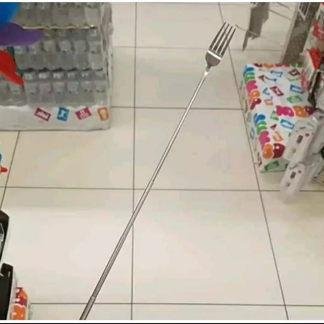 15 Potret lucu bentuk garpu ini bikin gagal paham melihatnya