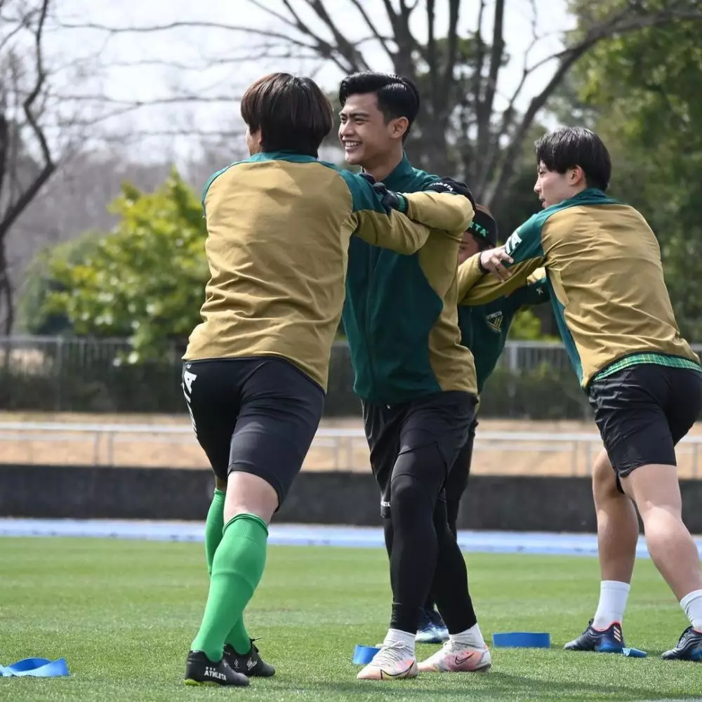 Pratama Arhan di Jepang Berbagai sumber