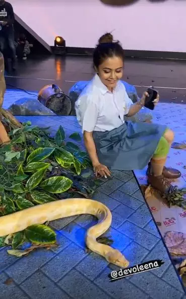 potret Devoleena Berbagai sumber potret Devoleena Berbagai sumber