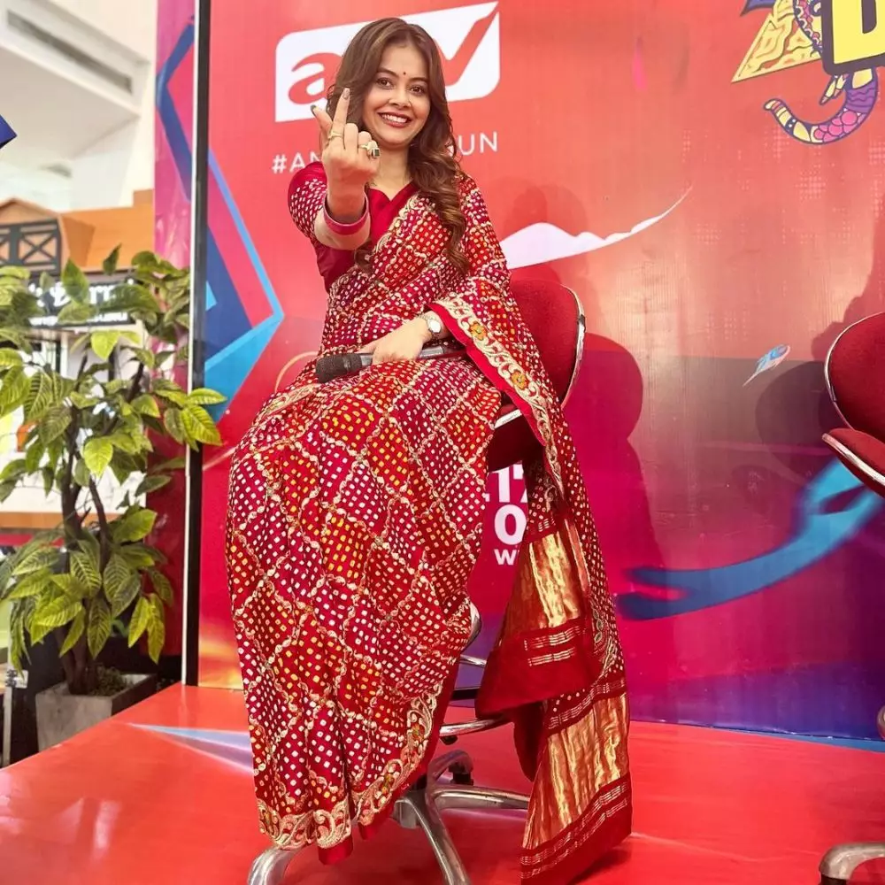 potret Devoleena Berbagai sumber potret Devoleena Berbagai sumber