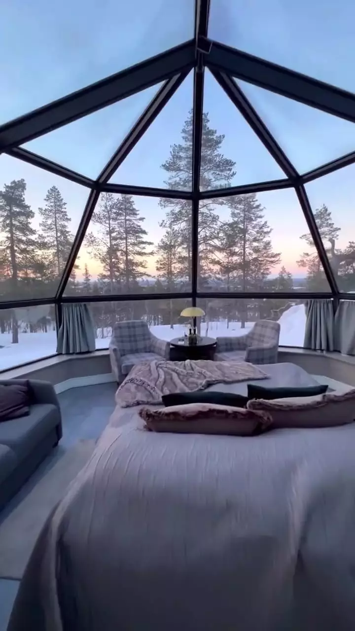 honeymoon alika dan raja siregar di finlandia © instagram