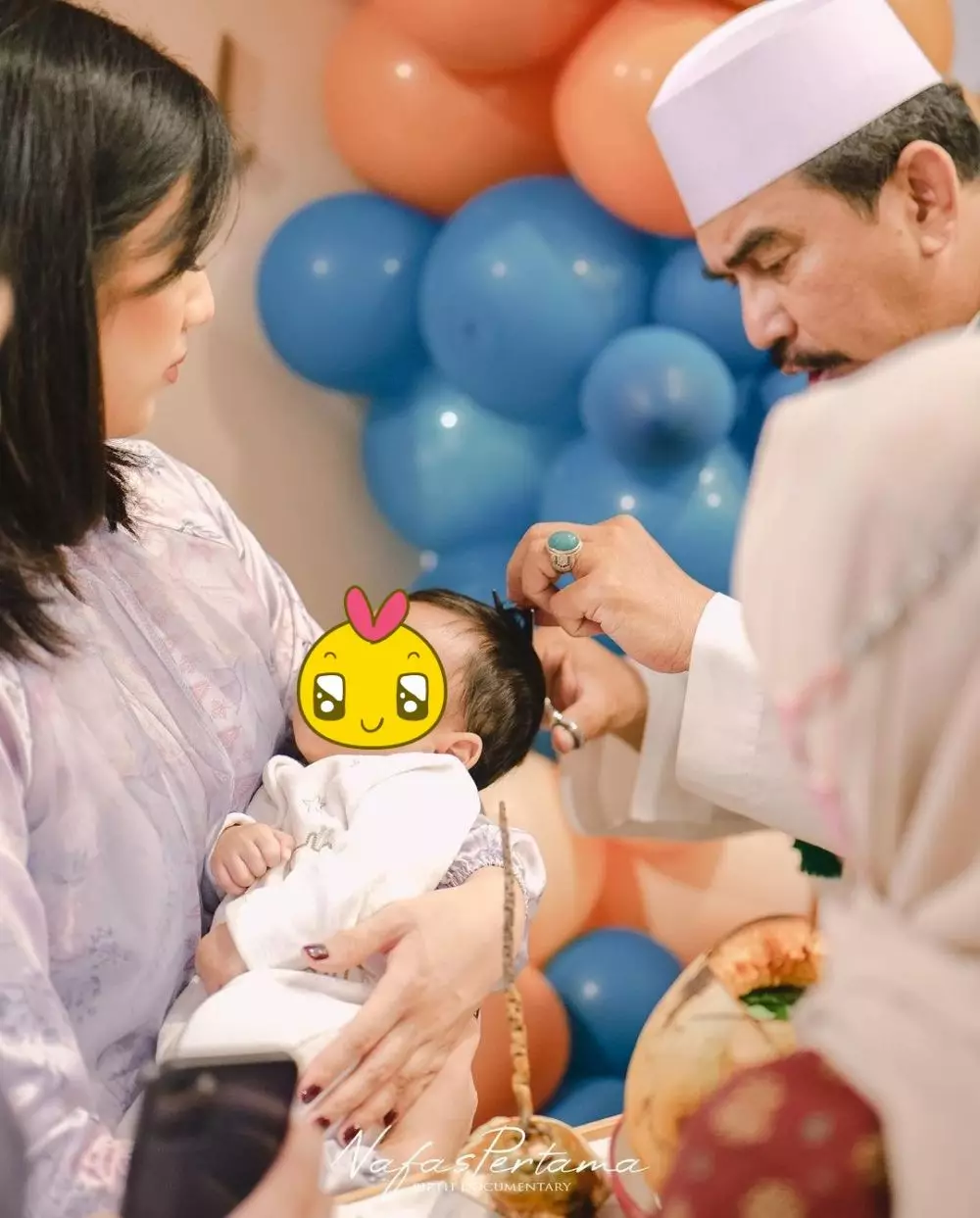 Momen akikah anak kedua artis FTV Fita Anggriani © Instagram