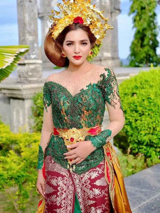 Ashanty mirip bangsawan Berbagai sumber