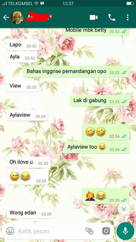 chat tebak-tebakan lucu © berbagai sumber