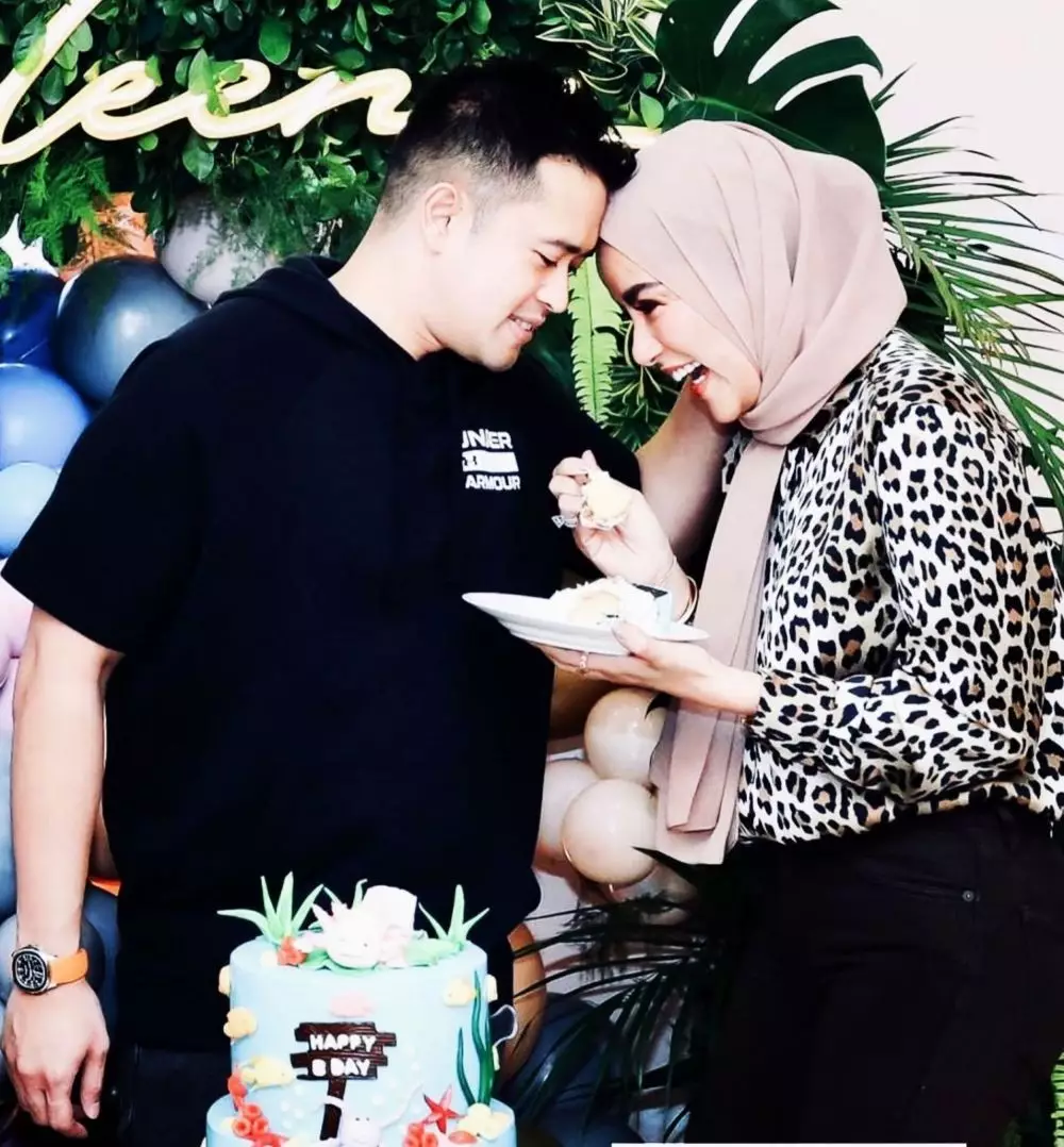 potret kenangan Olla Ramlan dan suami © Instagram potret kenangan Olla Ramlan dan suami © Instagram