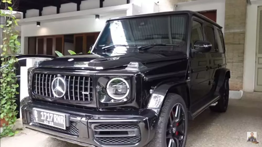 koleksi kendaraan mewah Raffi Ahmad © berbagai sumber