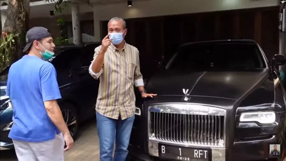 koleksi kendaraan mewah Raffi Ahmad © berbagai sumber
