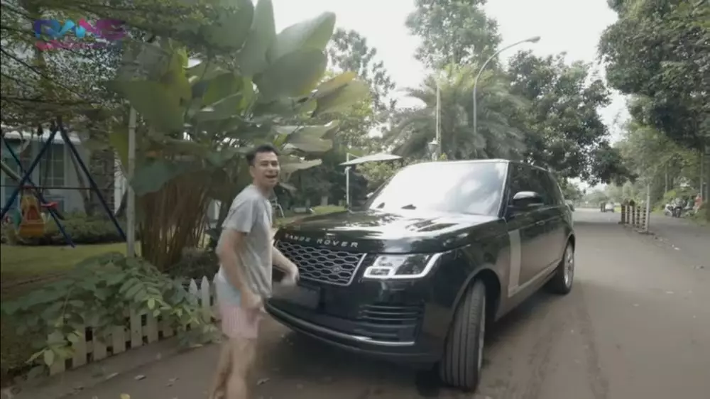 koleksi kendaraan mewah Raffi Ahmad © berbagai sumber