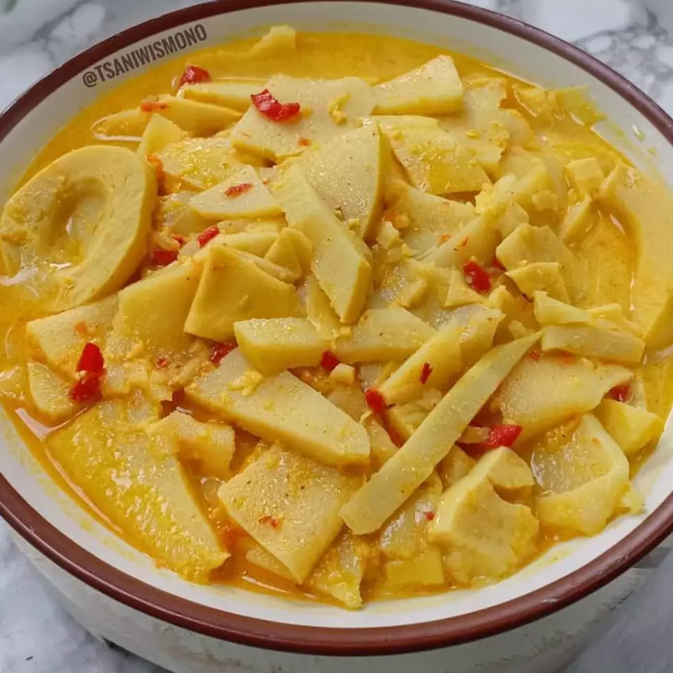 Resep rebung masak santan gurih, kuah kental dan segar bikin nagih