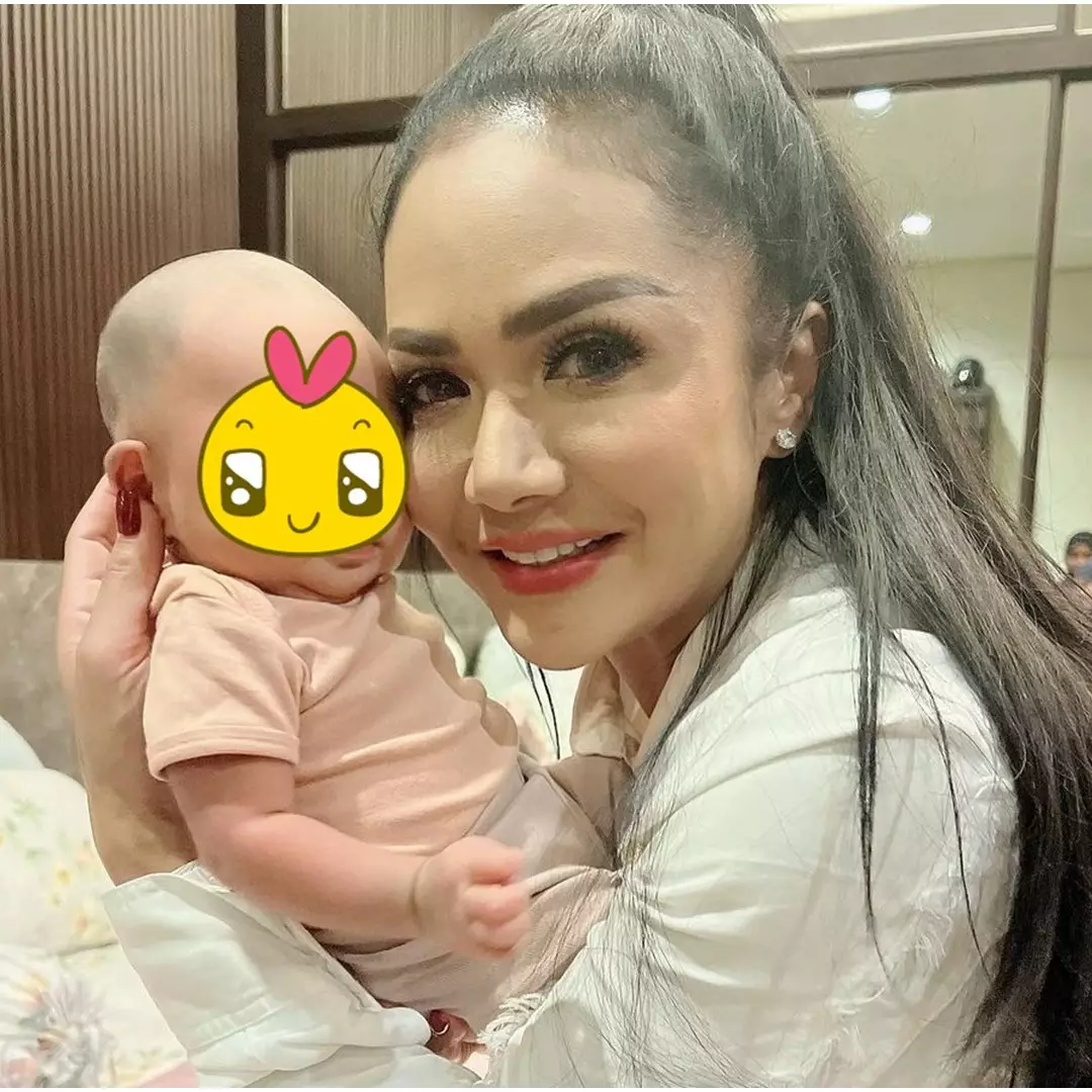 Ulang tahun ke-47, ini 9 transformasi Krisdayanti yang kini jadi nenek