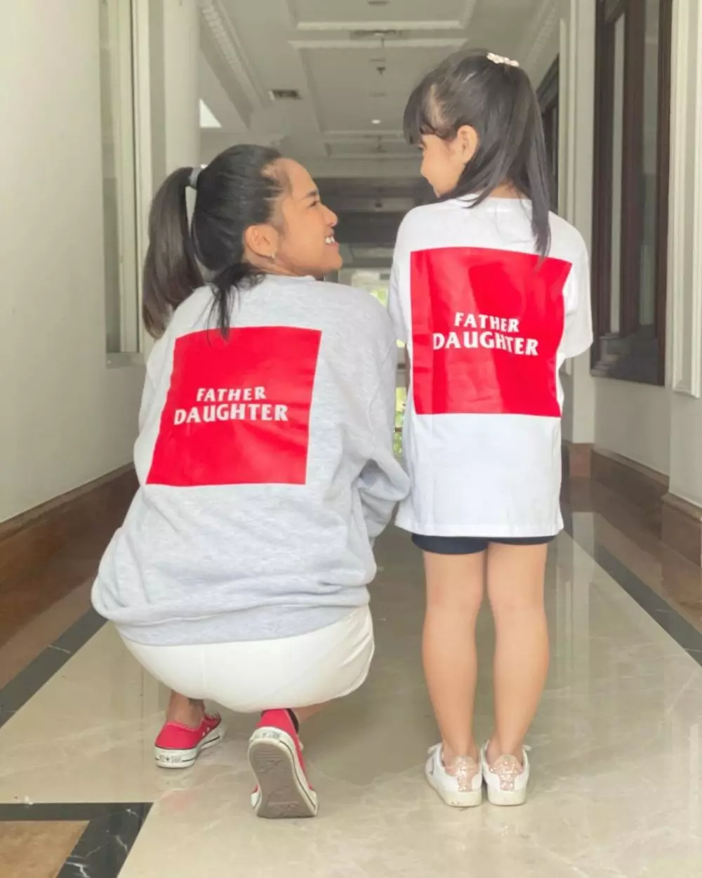 Potret akrab Chika Waode dan Fara Shakila © Instagram