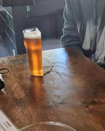 wadah minum bentuknya nyeleneh © berbagai sumber