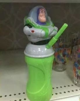 wadah minum bentuknya nyeleneh © berbagai sumber