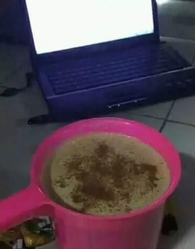 wadah minum bentuknya nyeleneh © berbagai sumber