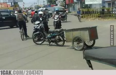asal berhenti di pinggir jalan ngeselin © berbagai sumber asal berhenti di pinggir jalan ngeselin © berbagai sumber