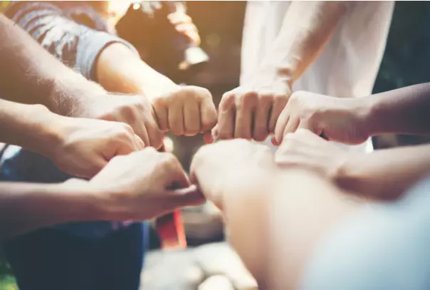 Pluralisme adalah paham atas keberagaman © 2022 berbagai sumber 