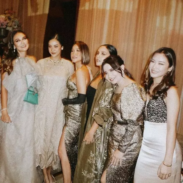 gaya bcl hadiri kondangan © instagram gaya bcl hadiri kondangan © instagram