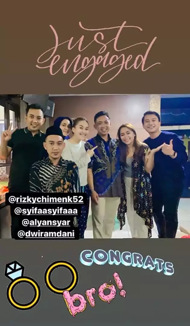gaya ayu ting ting di lamaran sepupu © instagram gaya ayu ting ting di lamaran sepupu © instagram