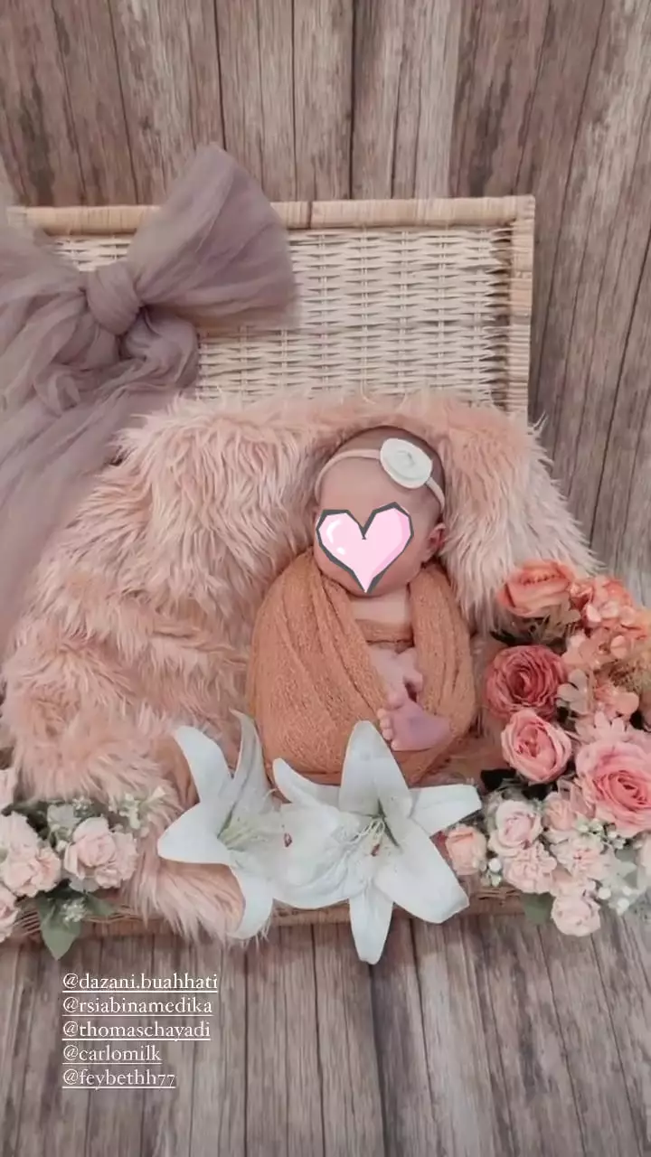 momen bahagia istri carlo milk lahirkan anak kedua © instagram