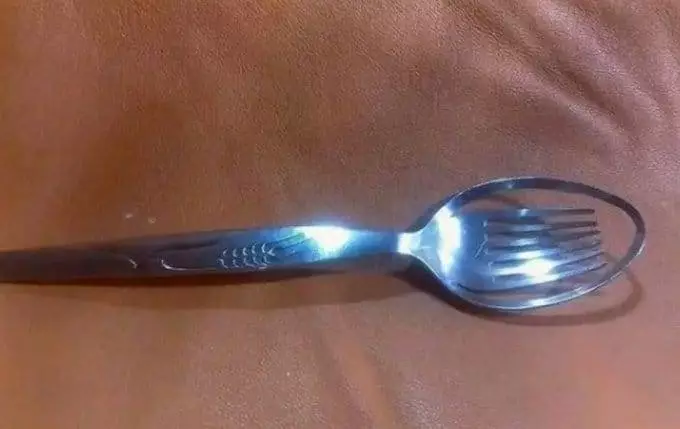 desain sendok garpu nyeleneh © berbagai sumber desain sendok garpu nyeleneh © berbagai sumber