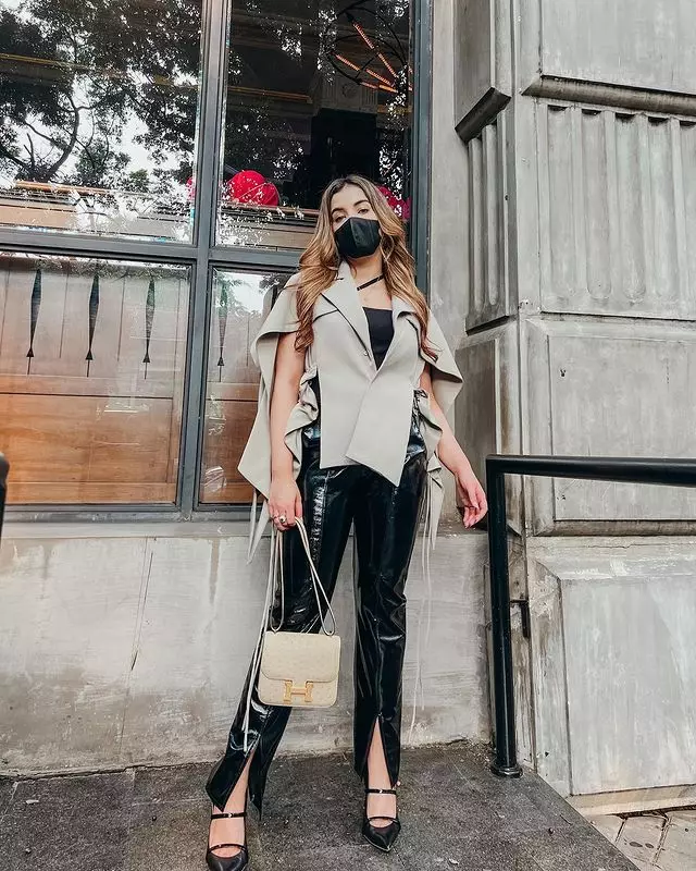 launching busana Nagita Slavina © berbagai sumber