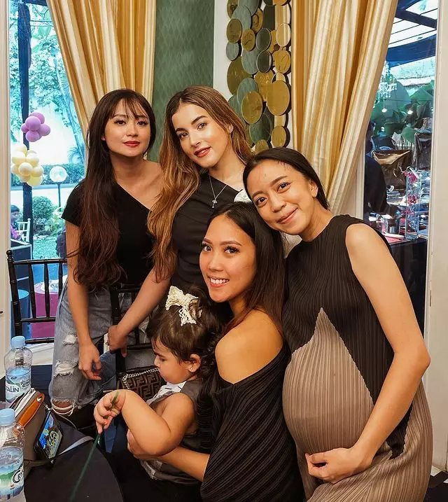 pesta ulang tahun anak Tasyi Athasyia  © berbagai sumber