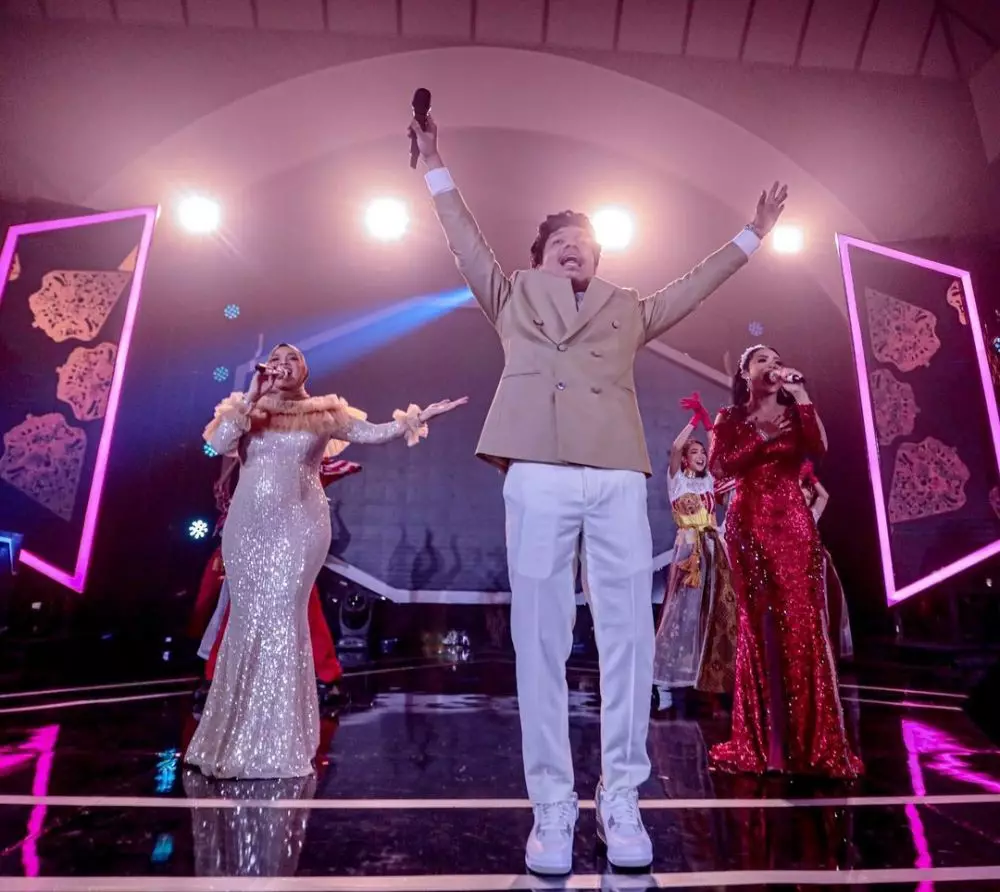 momen Atta dan Aurel gelar konser © berbagai sumber momen Atta dan Aurel gelar konser © berbagai sumber