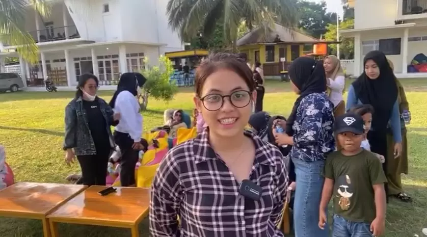 momen Putri DA jualan makanan © YouTube