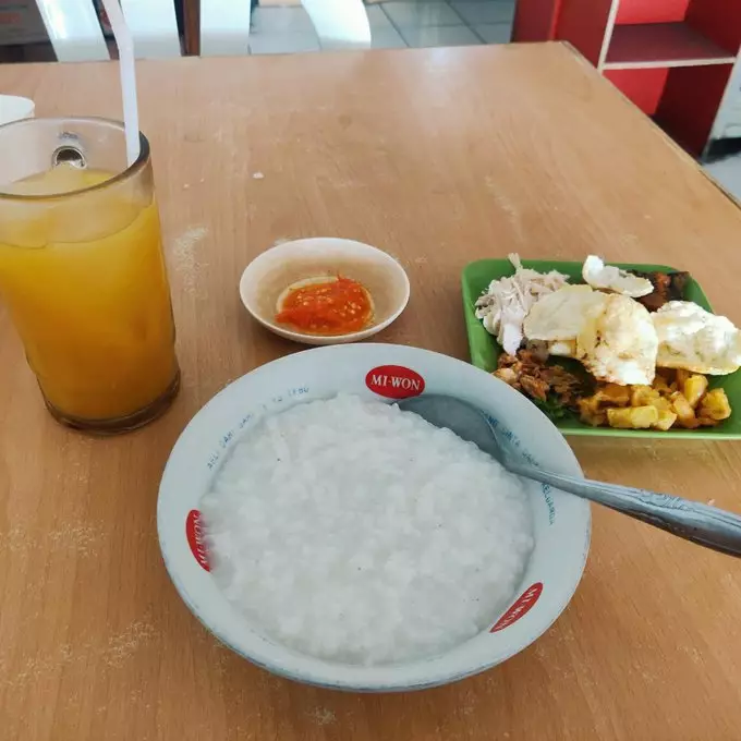 makanan disajikan terpisah nyeleneh © berbagai sumber makanan disajikan terpisah nyeleneh © berbagai sumber