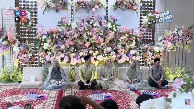 pengajian 4 bulanan Ria Ricis  Berbagai sumber