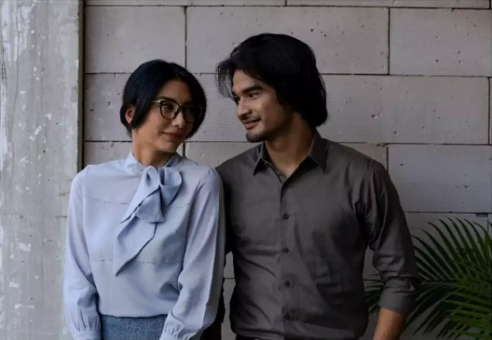 potret kedekatan Tyas Mirasih dan Tengku Tezi © berbagai sumber potret kedekatan Tyas Mirasih dan Tengku Tezi © berbagai sumber