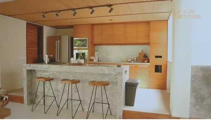 potret vila jessica iskandar di bali © YouTube