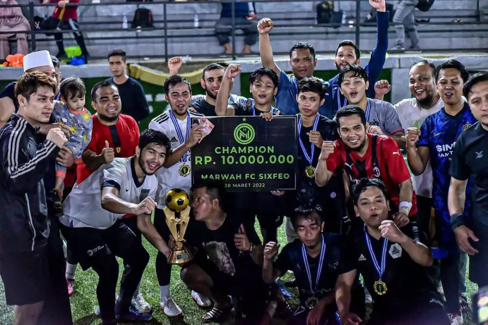 potret pertemanan Rizky Billar dan geng pengajian Instagram