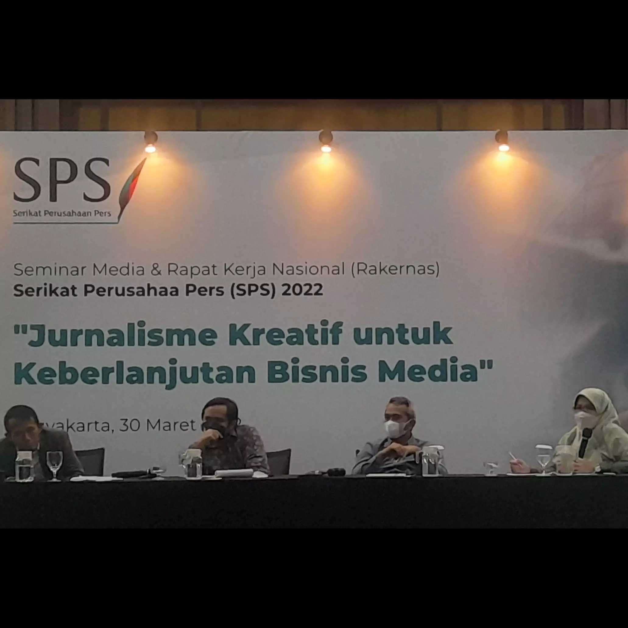 Model baru bisnis media massa di dunia digital masa depan