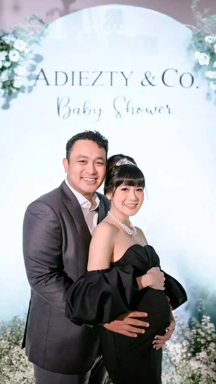 baby shower adiezty fersa © instagram baby shower adiezty fersa © instagram