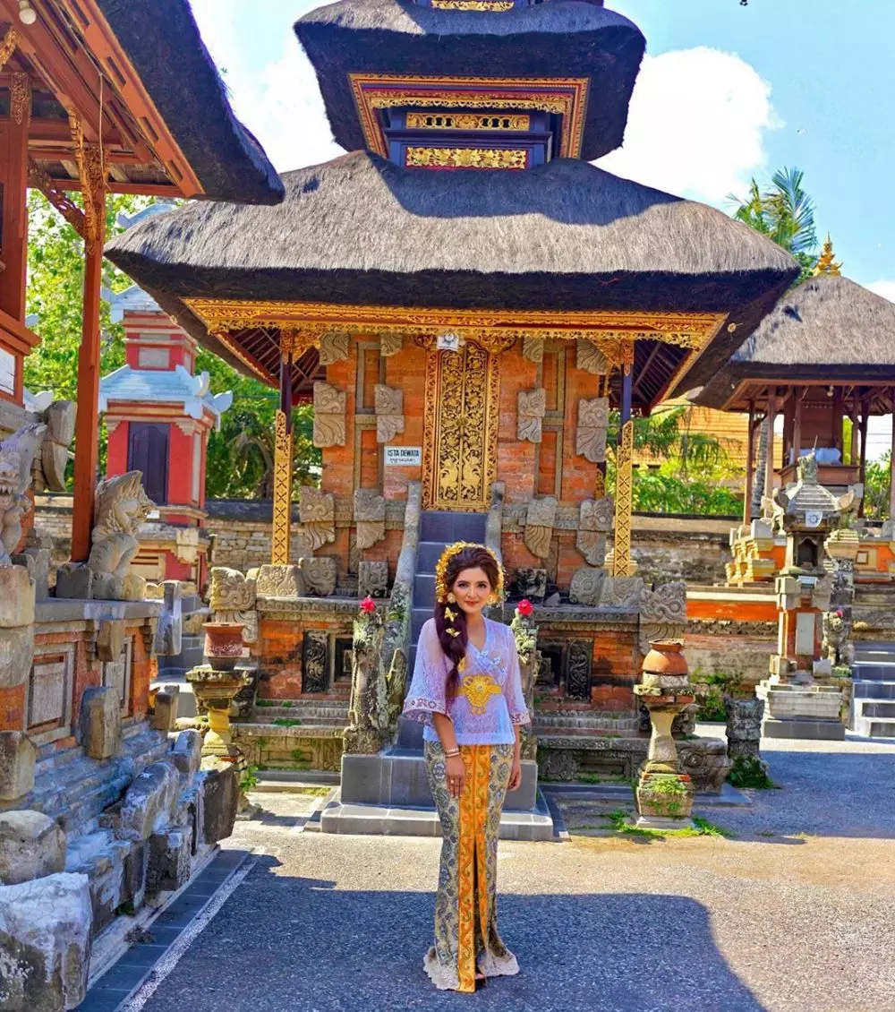 potret Ashanty pakai baju adat  © Instagram/ashanty_ash