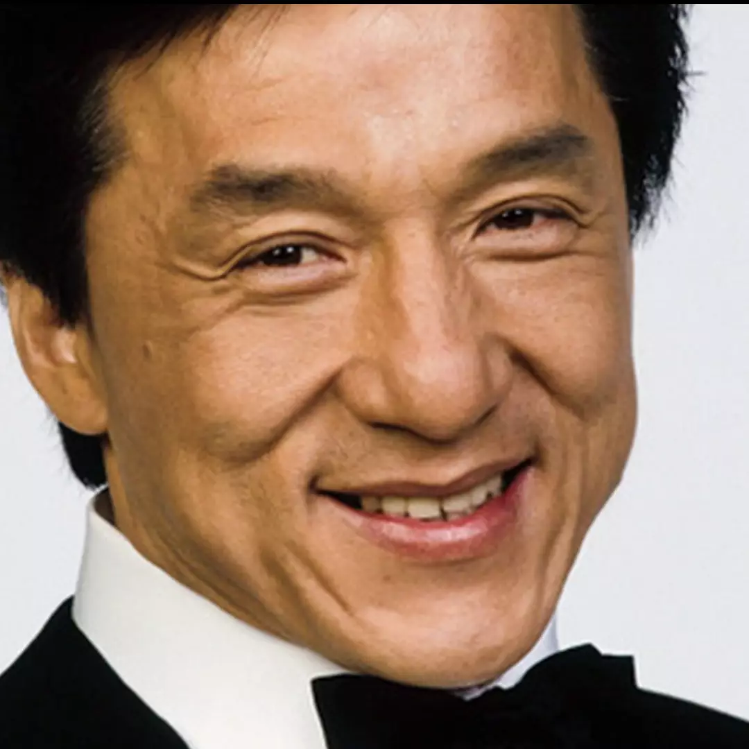 Kamu jeli jika bisa tebak mana foto asli vs patung lilin 9 seleb ini