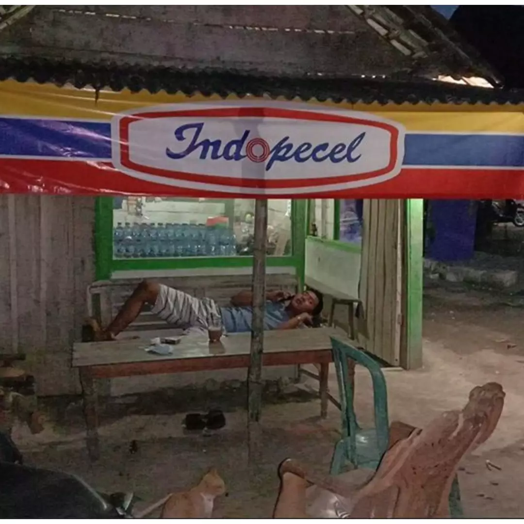 13 Ide kreatif bikin nama warung, pelanggan auto heran bacanya