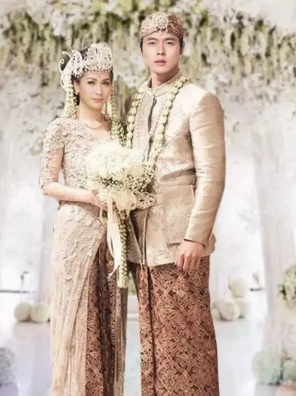 Editan Tata Janeeta di nikahan Hyun Bin © Instagram