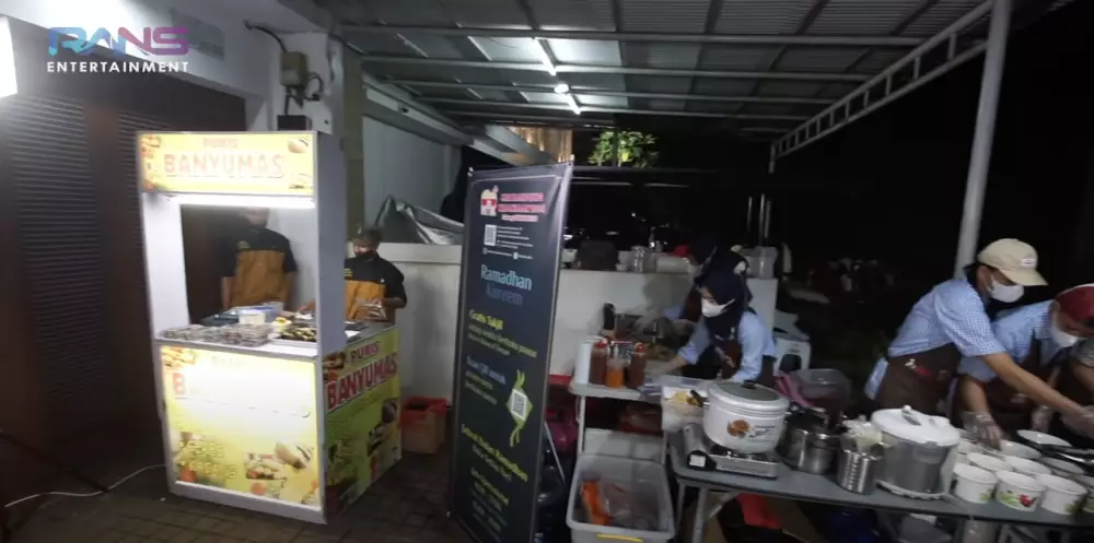 Momen Nagita Slavina adakan munggahan © YouTube