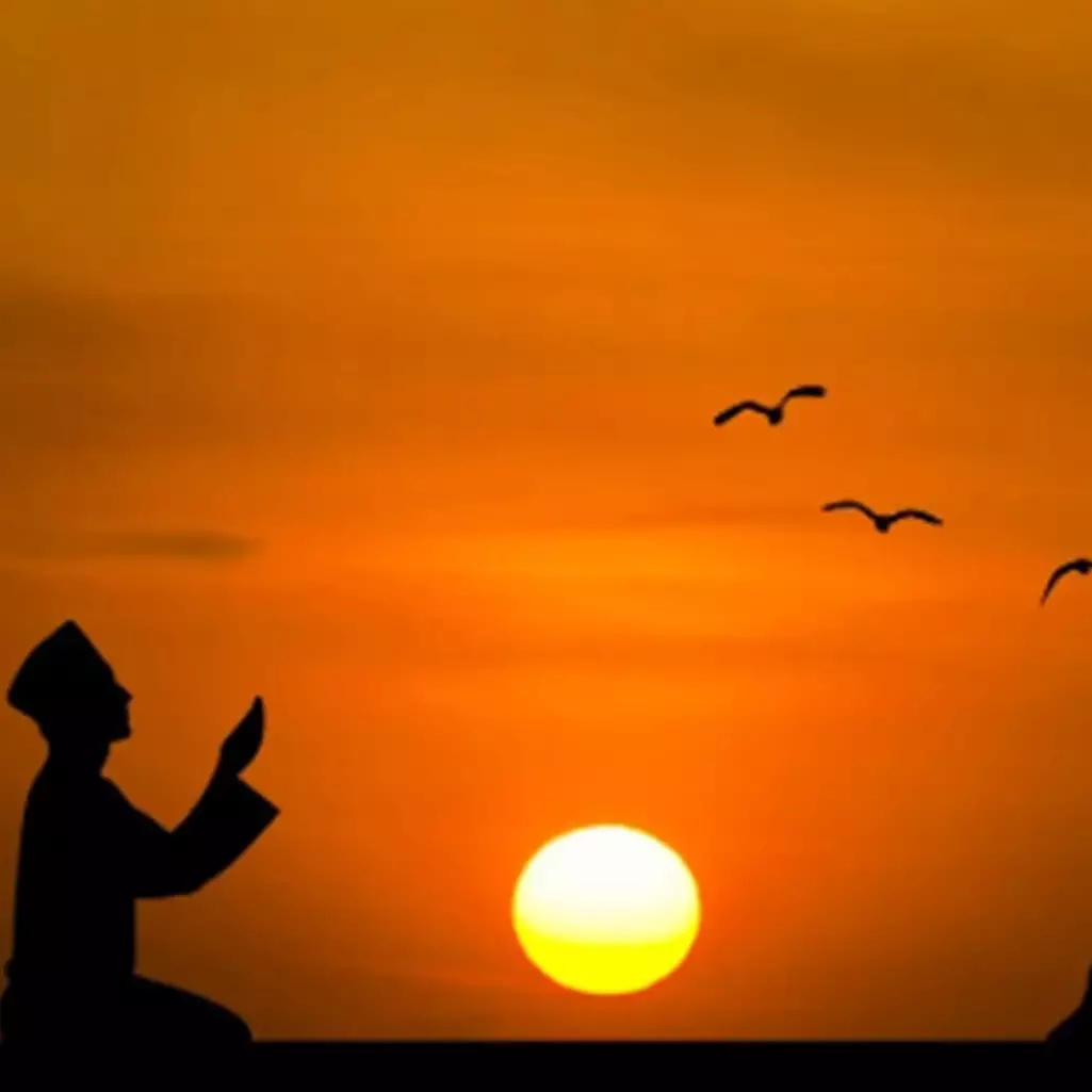 Tawakal adalah berserah diri kepada Allah, ini penjelasan lengkapnya