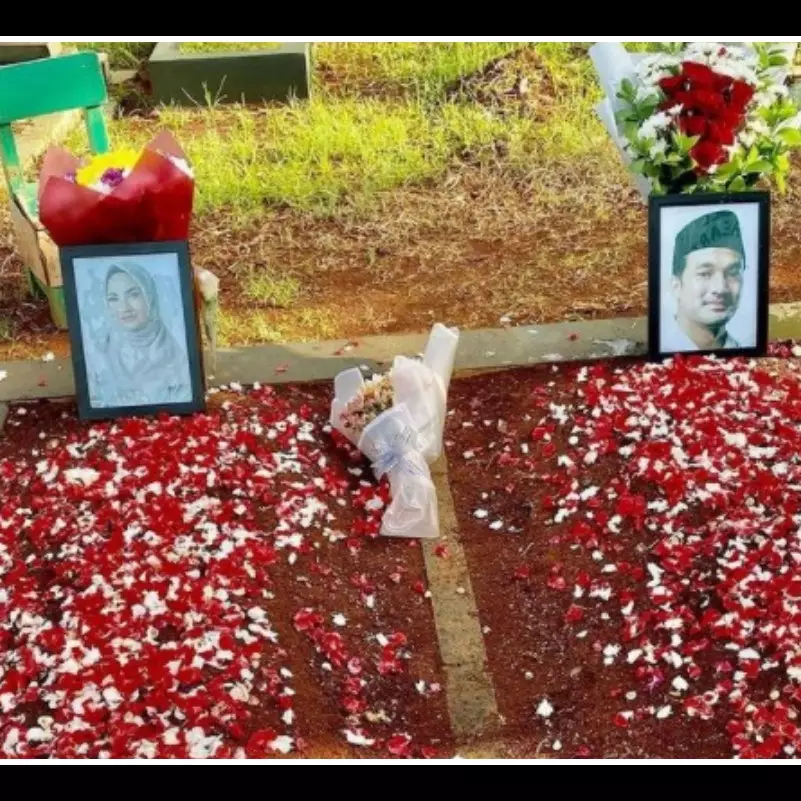 Jelang Ramadan, 11 momen keluarga Fuji ziarah ke makam Vanessa &amp; Bibi