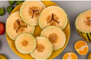 8 Cara memilih dan menyimpan buah blewah, tetap segar tahan lama